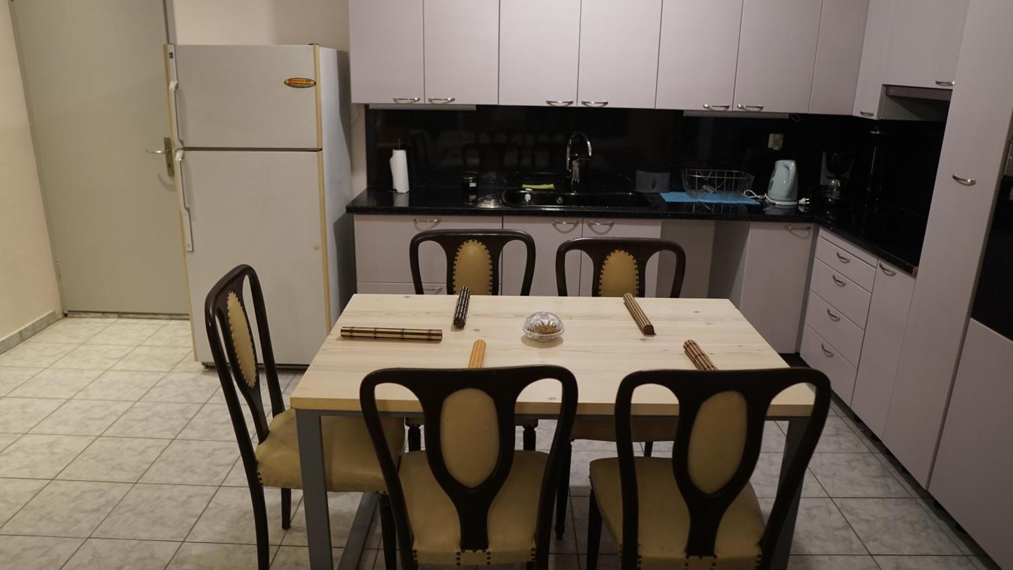 Romanos Patras Studio المظهر الخارجي الصورة